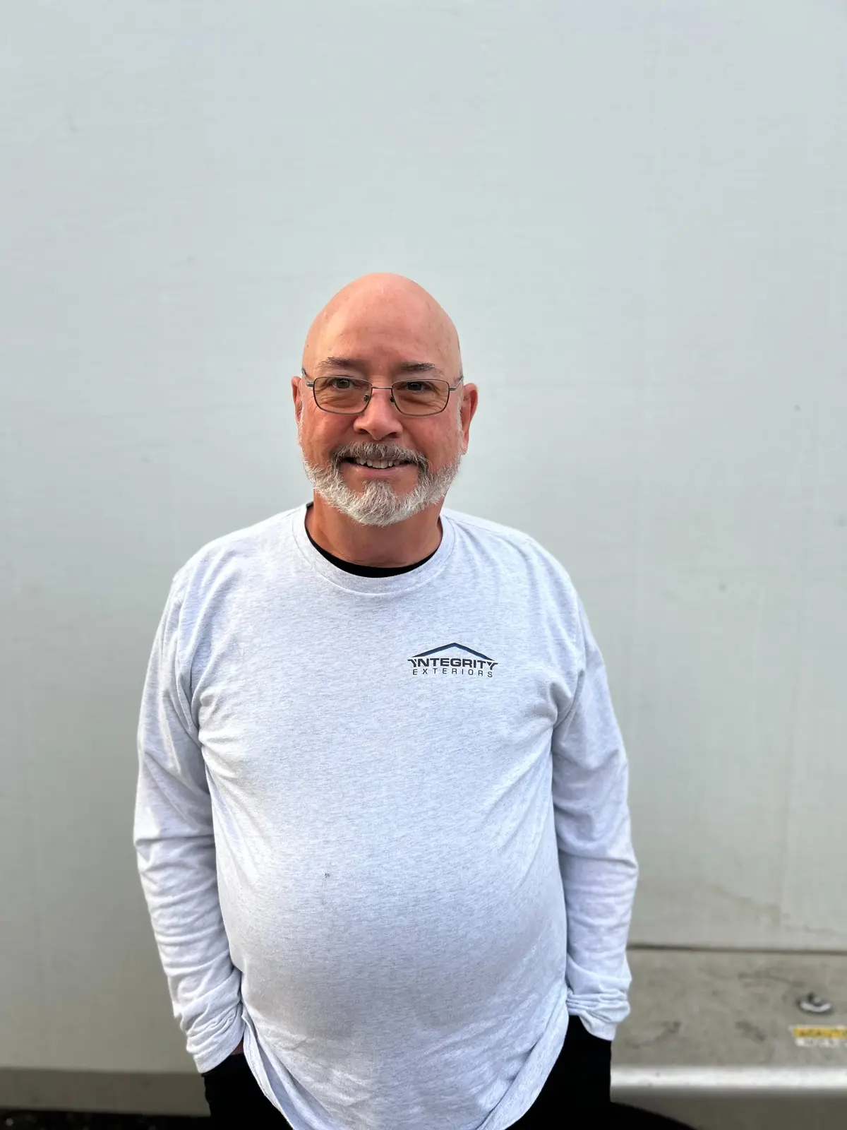 Integrity Exteriors in-house team member